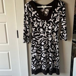 Vintage midi dress worn twice. Like new.